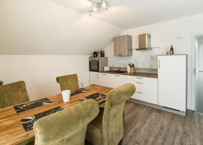 / Haus Hunsrückblick Hochstetten-Dhaun